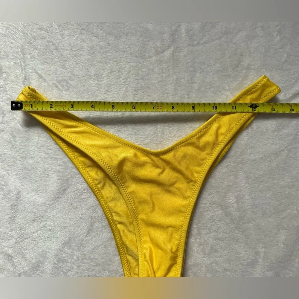 Amazon Yellow Cutout High Leg Bikini Size Medium NWOT